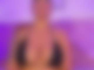 Live cam show with Anahi Jones - Ass Bouncing on Mixed Magazine Live