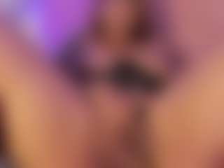 Show de cam en vivo con Anahi Jones - Spank MILF en Camsoda