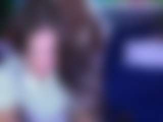IsabellaFoxx MILF webcam performer live streaming