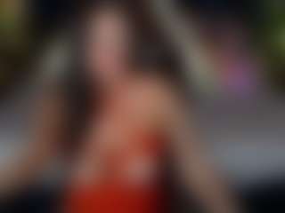 Live cam show with IsabellaFoxx - Brown Hair on StripNow