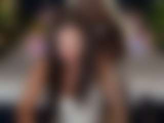 Live cam show with IsabellaFoxx - Green Eyes on TeamSkeetLive