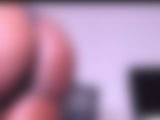 Live cam show with sugarplam - Athletic Ebony on Ass Tok