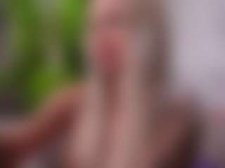 BambiKayy's Live Sex Cam Show