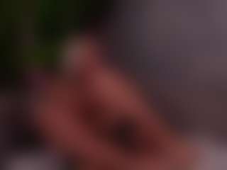 Live cam show with BambiKayy - Petite on SquirtSoMuch