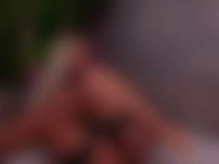 Live cam show with BambiKayy - Shaved Pussy on SquirtSoMuch