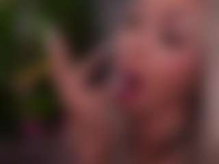 Live cam show with BambiKayy - Dildo Or Vibrator on sexylive.show