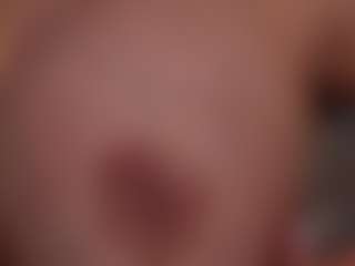 Live cam show with BambiKayy - Suck on Camsoda