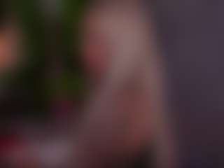 Live cam show with BambiKayy - Shaved Pussy MILF on Mixed Magazine Live