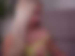 BambiKayy's Live Sex Cam Show