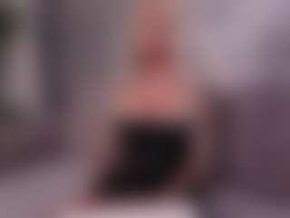 Live cam show with BambiKayy - Spy MILF on CamClone