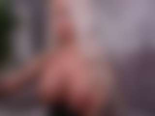 BambiKayy's Live Sex Cam Show