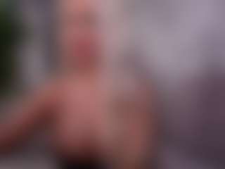 BambiKayy's Live Sex Cam Show
