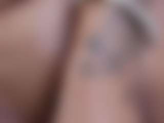 Live cam show with BambiKayy - Big Ass Teen (18+) on Milfs Live