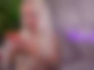 Live cam show with BambiKayy - MILF Teen (18+) on Mixed Magazine Live
