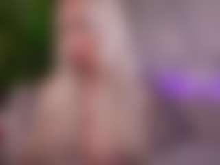 BambiKayy's Live Sex Cam Show