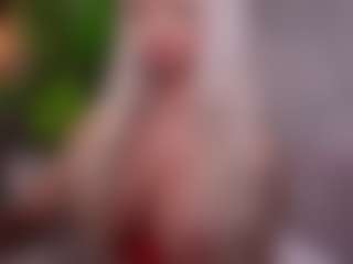 Live cam show with BambiKayy - Shaved Pussy on camwithhim.com