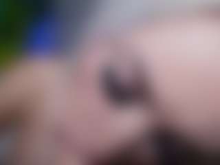 Live cam show with BambiKayy - Facial Piercings on CamClone