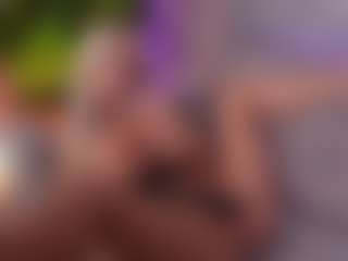 BambiKayy's Live Sex Cam Show