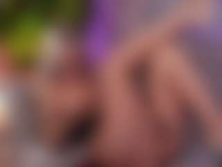 Live cam show with BambiKayy - Lovense Petite on StripNow