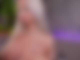 Live cam show with BambiKayy - Tease Blonde Hair on https://playwithruby.com