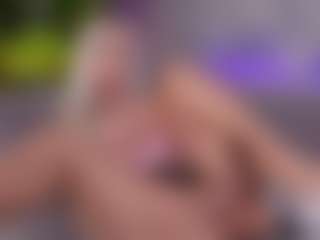 Live cam show with BambiKayy - Amateur MILF on Mixed Magazine Live