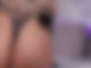 BambiKayy's Live Sex Cam Show