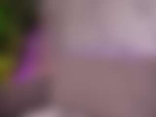 Live cam show with BambiKayy - Lush Blonde Hair on CamSextacy