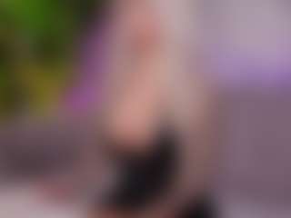 Live cam show with BambiKayy - Gamer MILF on https://playwithruby.com