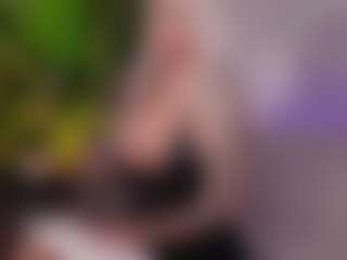 Live cam show with BambiKayy - Foot Fetish Toys on livesuperchat.net