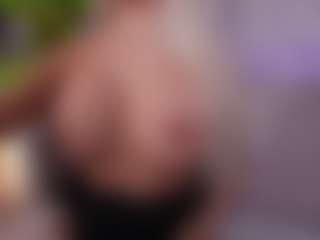 BambiKayy's Live Sex Cam Show