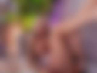 Live cam show with BambiKayy - Blonde Hair Cum on Camiplay Live