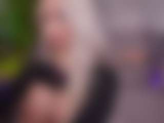BambiKayy MILF webcam performer live streaming