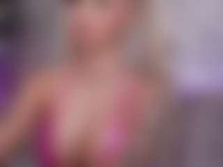 BambiKayy's Live Sex Cam Show