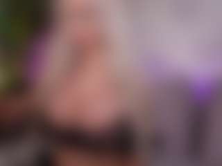 Live cam show with BambiKayy - Blonde Hair on CamClone