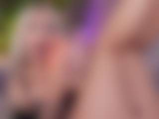 BambiKayy's Live Sex Cam Show
