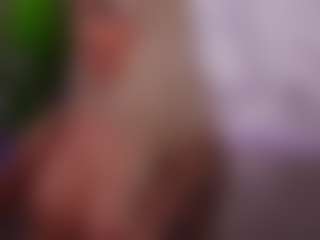 Live cam show with BambiKayy - Teen (18+) on Uber Horny