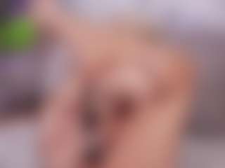 BambiKayy's Live Sex Cam Show
