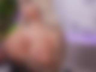 BambiKayy MILF webcam performer live streaming