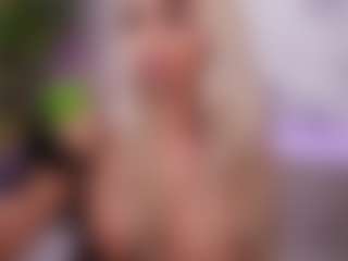 BambiKayy's Live Sex Cam Show