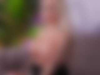 Live cam show with BambiKayy - Flirt MILF on Camming Site