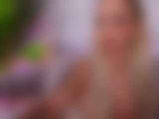 Live cam show with BambiKayy - Blonde Hair on xheatlive.com