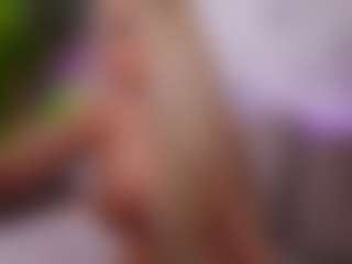 Live cam show with BambiKayy - Foot Fetish Blonde Hair on Camsoda