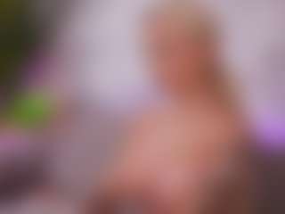 BambiKayy's Live Sex Cam Show