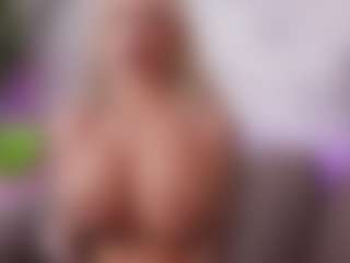 BambiKayy's Live Sex Cam Show