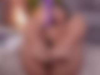 BambiKayy's Live Sex Cam Show