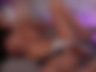 Live cam show with BambiKayy - Brown Eyes on ObeyMaria