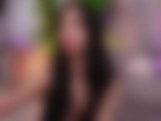 Live cam show with BambiKayy - Blonde Hair Shaved Pussy on infinitiblacc.com