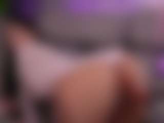 BambiKayy's Live Sex Cam Show