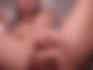 GigiLee's Live Sex Cam Show