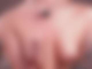 Live cam show with GigiLee - Camel Toe on crypto-cams